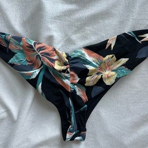 Roxy Size L Floral Bathing Suit Bottoms